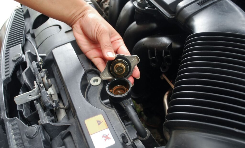 the car engine radiator cap Standard Vehicle Coolant Break Causes and Their Potential Outcomes